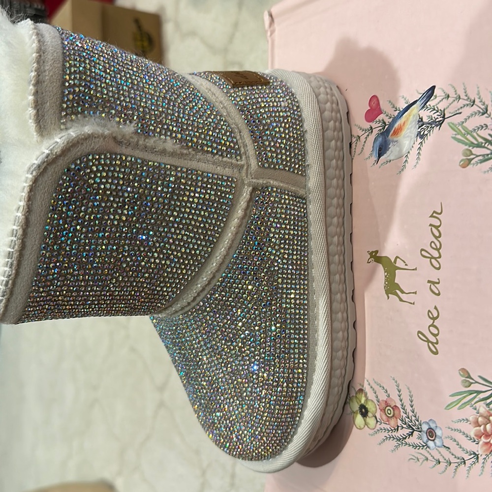 Handcrafted Holographic Rhinestone Boot - Ivory
Size 11 girls from Doe a dear